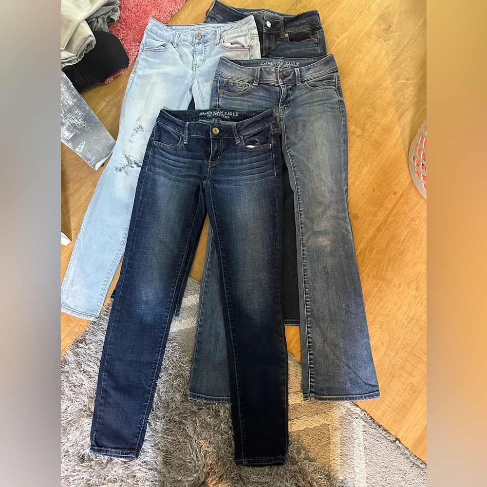 Women’s lot American Eagle Jeans size 0